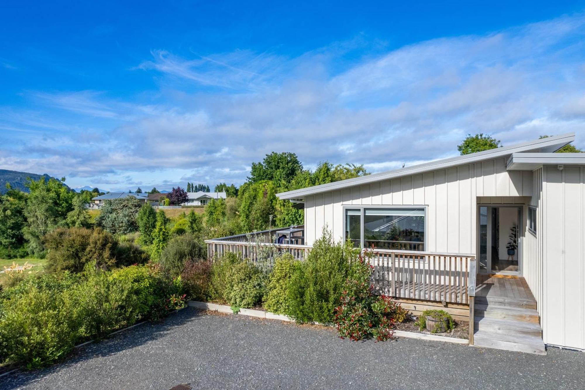 Fantail Haven Villa Kinloch Exterior photo